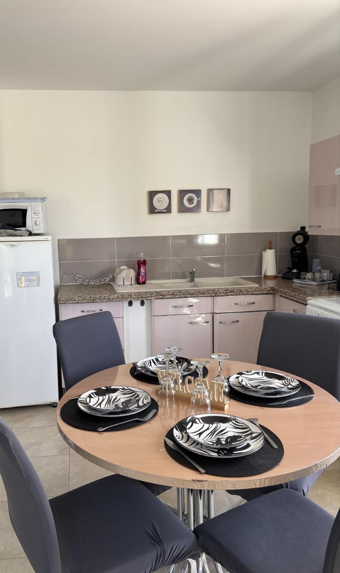 Appartement Romana Puissalicon 34 المظهر الخارجي الصورة